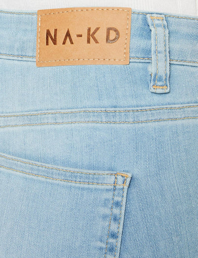 NA-KD Damen Skinny High Waist Open Hem Jeans, Hellblau
