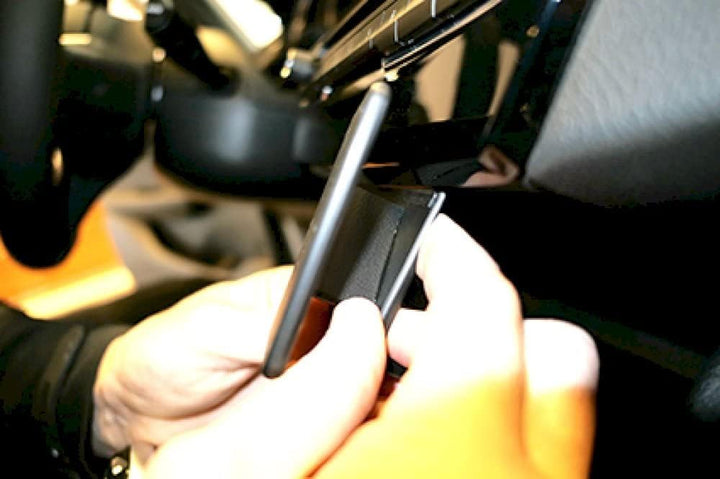 Brodit | ProClip Fahrzeughalter 855557 | Made IN Sweden | Winkelbefestigung | für linkslenkende Fahr