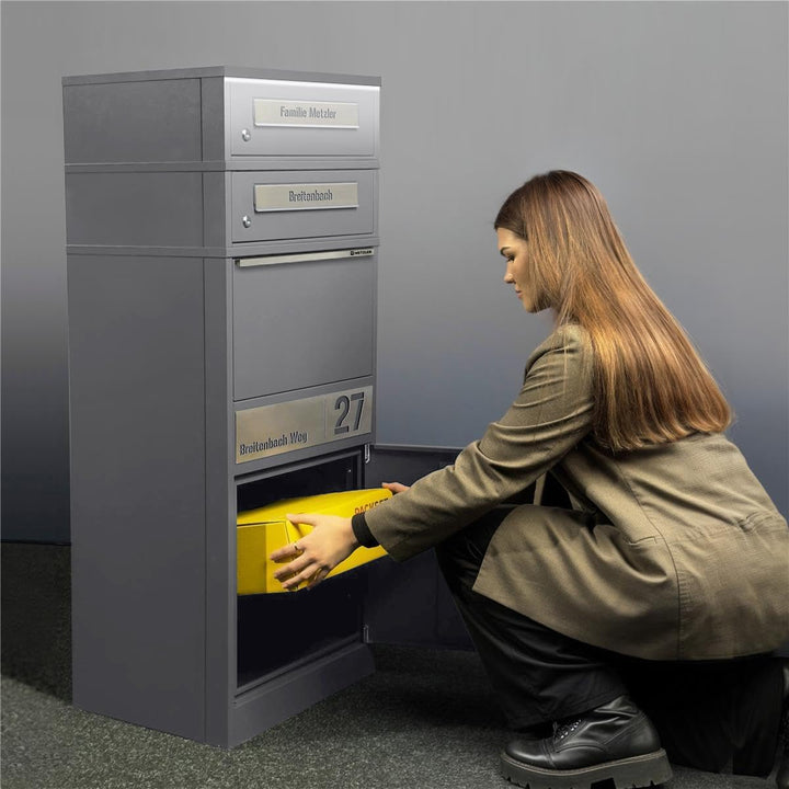 Metzler Paketbriefkasten mit LED-Beleuchtung und abschliessbarem Paketfach in Graualuminium, wetterf