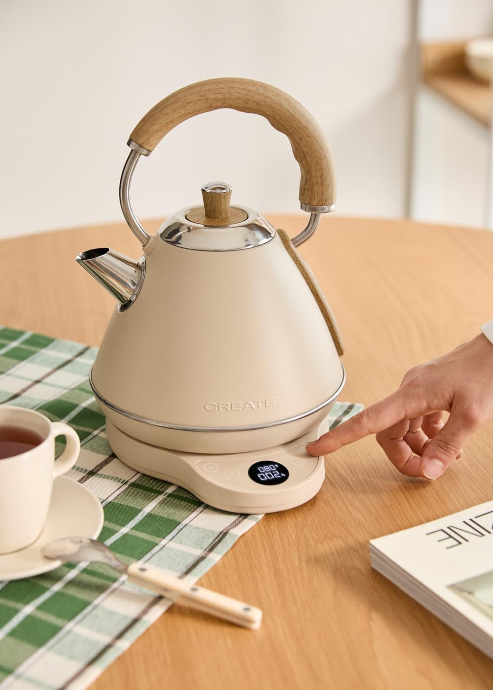 CREATE KETTLE RETRO PRO / Elektrischer Wasserkocher, 1 l, mit Sandtemperaturregelung, Auto-System, A