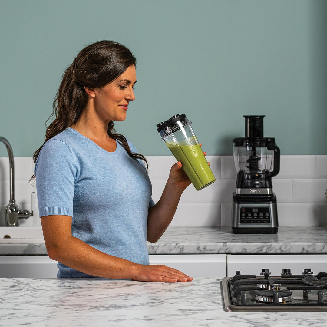 Ninja 3-in-1-Küchenmaschine mit Auto-iQ [BN800EU] 1200 W, 1,8-l-Behälter, 2,1-l-Kanne, 0,7-l- Becher