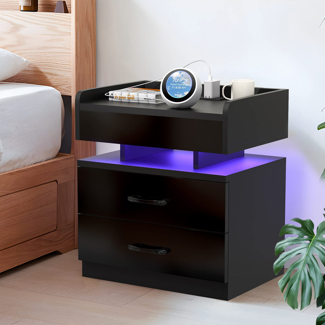 PIPIPOXER Nachttisch mit LED, Nachtschrank mit Steckdosen und USB Anschlüsse mit 3 Schubladen, Nacht