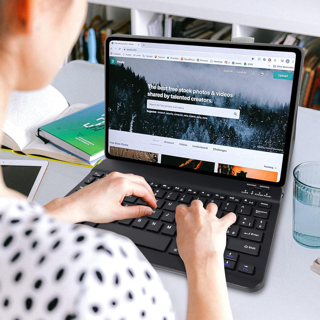 Yeegnar Tastatur mit Schutzhülle für Lenovo Tab P11 / P11 Plus TB-J606 / TB-J607 Italienische Blueto