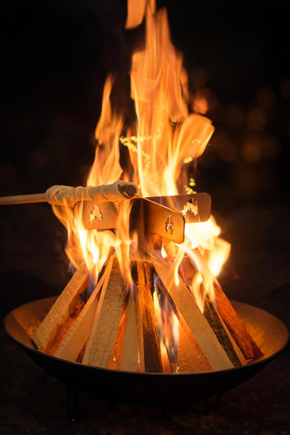 Easy Stand Fire – Vertikaler Feuerstellenrost aus Metall für Feuerschale und Lagerfeuer