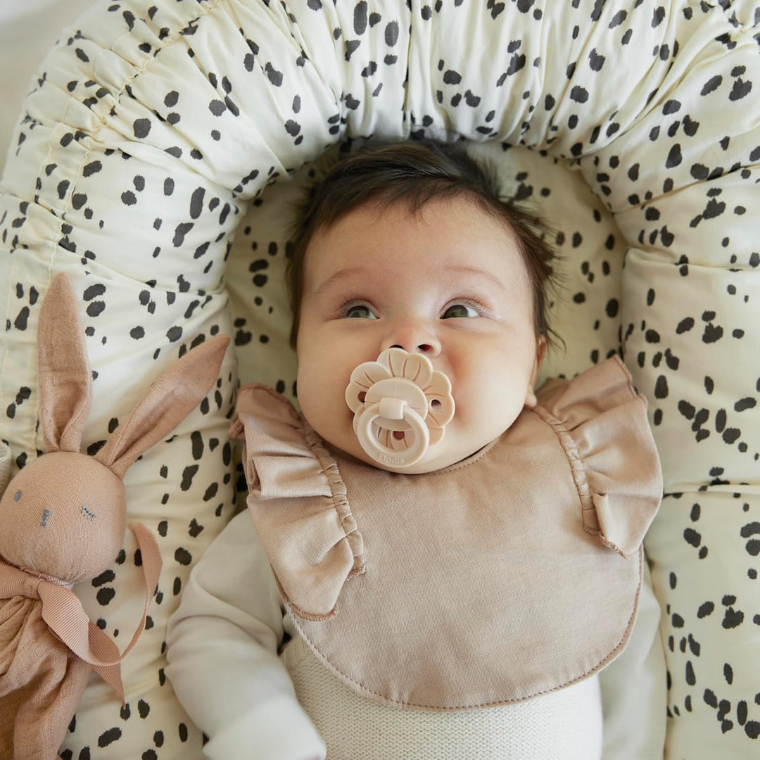 Elodie Details Babynest Kuschelnest Tragbare Babynestchen Neugeborene Kokon für Babys und Säuglinge,