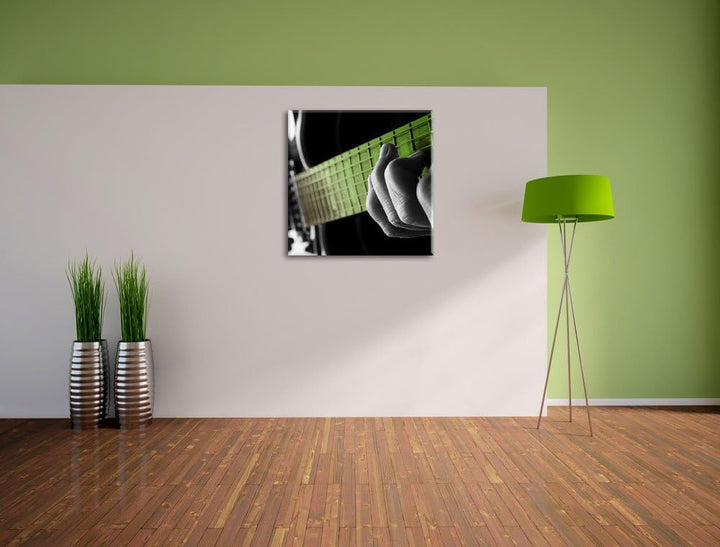Pixxprint Mann spielt auf E-Gitarre schwarz/weiss, Format: 70x70 auf Leinwand, 70x70