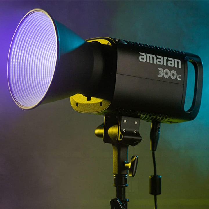 Aputure Amaran 300c RGBWW COB LED Studio Dauerlicht 300W CCT 2500K-7500K Bowens Halterung Punktquell
