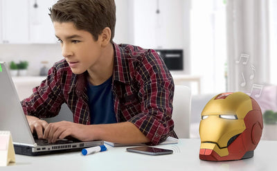 ekids Vi-B72IM Marvel Iron Man Helm Bluetooth Wireless Lautsprecher mit leuchtenden Augen tragbar Go