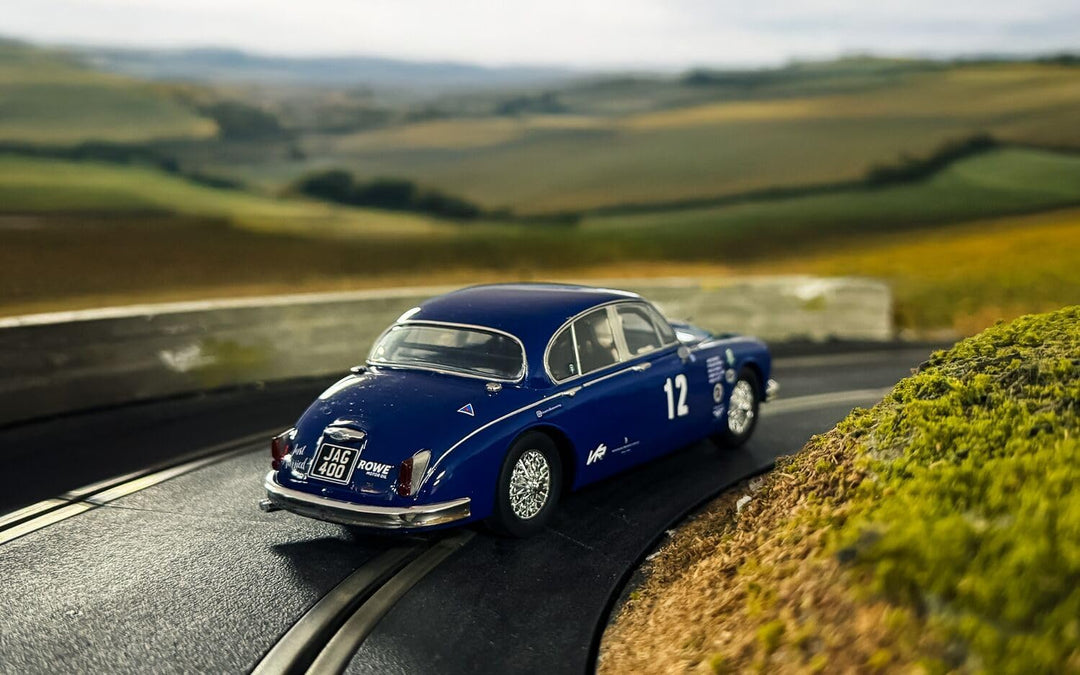 Scalextric Jaguar MK2 - Grant Williams Racing Slotcar, Blau, Jaguar MK2