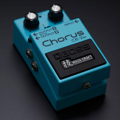 Boss CE-2W Waza Craft Stereo Chorus Effektgerät Pedal + keepdrum Netzteil
