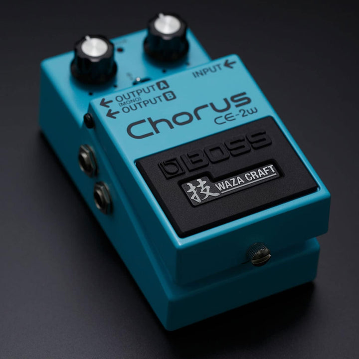 Boss CE-2W Waza Craft Stereo Chorus Effektgerät Pedal + keepdrum Klinkenkabel
