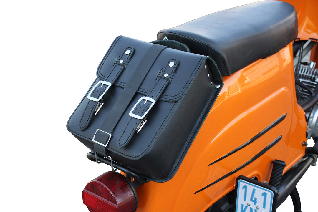 made4bikers Kleine Leder-Hecktasche mit Schnellverschluss-Gepäckträgertasche, Schwarz, passend für S