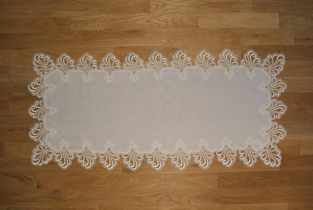 Plauener Spitze by Modespitze 3086M02_11_4090 Tischdecke Nizza, Grösse 40 x 90 cm, rechteckig 40 cm