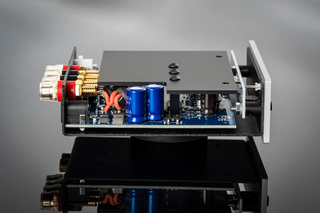Pro-Ject Amp Box S3, Mikro-audiophiler Stereo-Endverstärker mit 2 x 50 W, Triggeranschluss, Silber