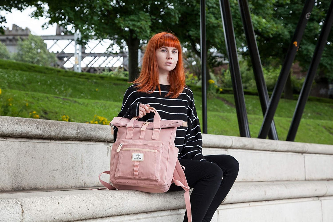 SEVENTEEN LONDON – Moderner und stilvoller ‘Canary Wharf’ Rucksack mit einem klassischen gefalteten