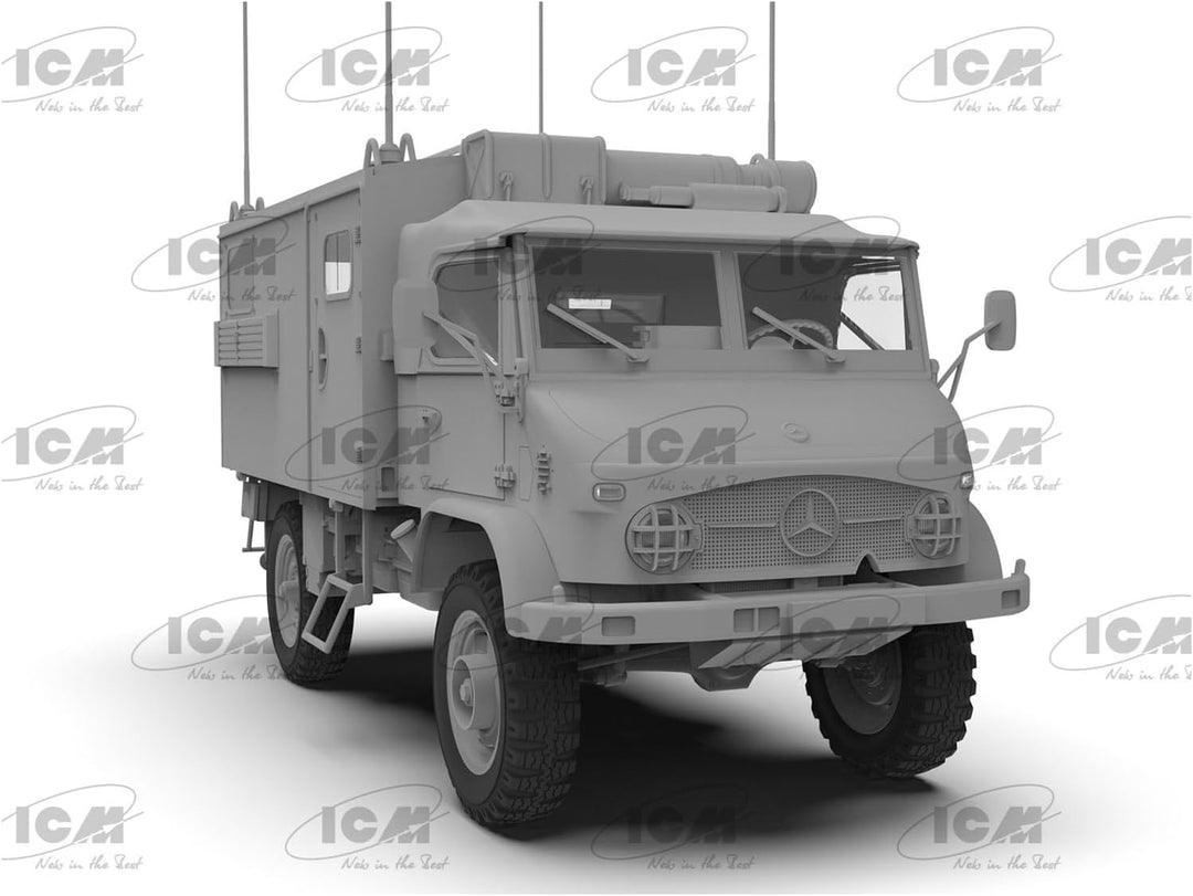 ICM ICM35137 Unimog S 404, Schwarz
