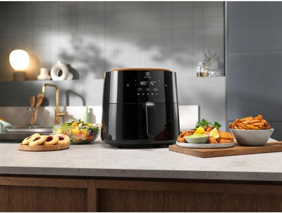 Electrolux Airfryer Serie 700 EAF5B, Braten, Grillen oder Backen, gesünderes frittiertes Essen koche