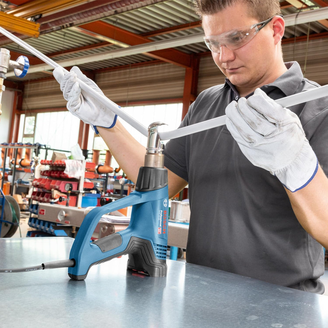 Bosch Professional Heissluftgebläse GHG 23-66 (bis zu 650 °C, 4 anpassbare Programme, inkl. Düsen, W