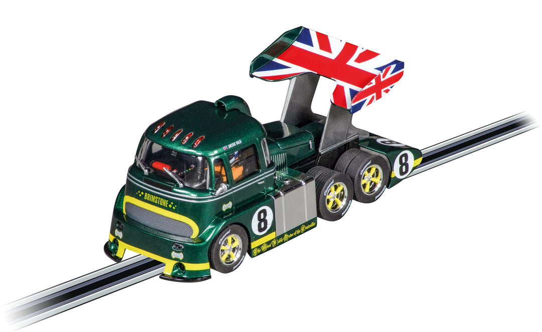 Carrera Digital 132 I Racetruck Cabover British Racing Green, No.8 I Mächtiges Rennerlebnis mit brit