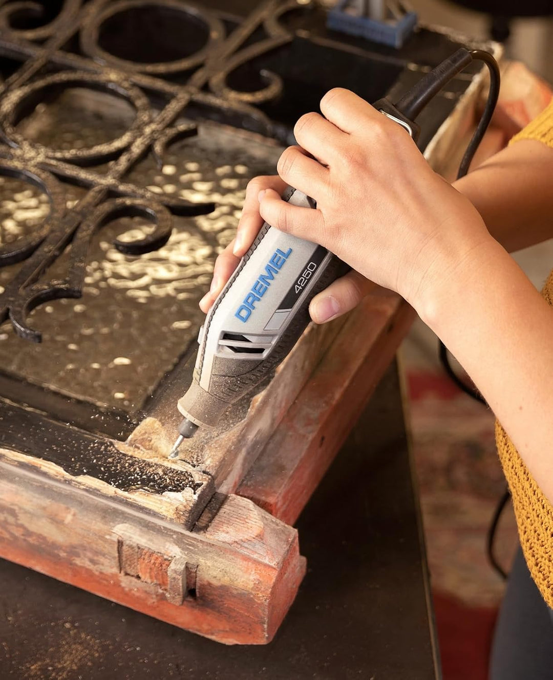 Dremel 4250 Drehwerkzeug 175W Multitool Kit mit 3 Aufsätzen 45 Zubehörteile 175W Motor mit elektroni