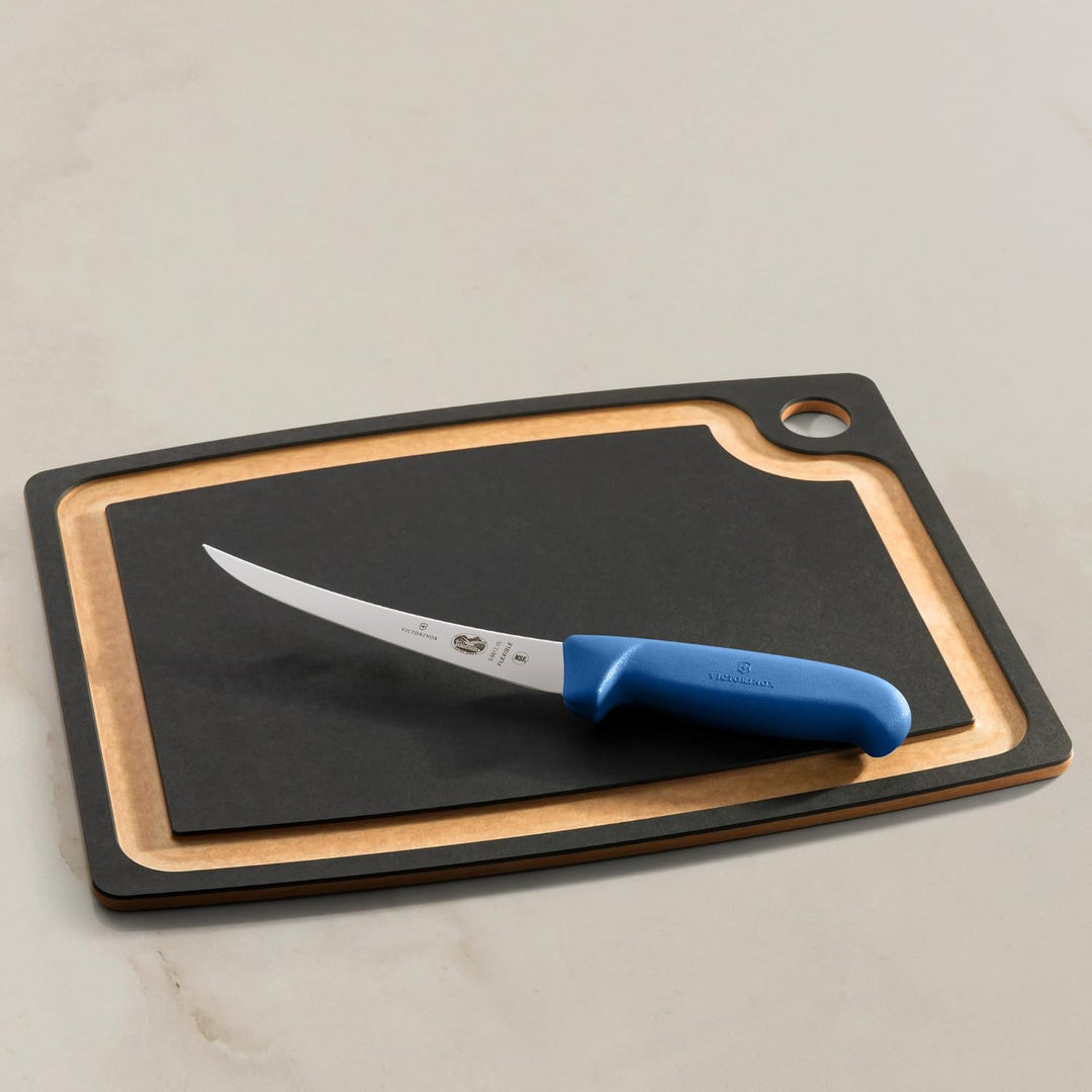 Victorinox Fibrox Ausbeinmesser, Scharfes Küchenmesser für Fleisch und Fisch, 15 cm, Gebogene Klinge