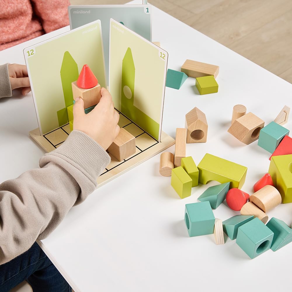 Miniland – Shapes & Shadows: Lernspiel zur räumlichen Logik, bei dem aus 2D-Schatten 3D-Figuren geba