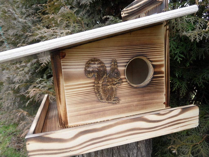 Qualität aus Niederbayern ARBRIKADREX Eichhörnchenfutterhaus- Eichhörnchen-Haus Kobel Witterungsbest