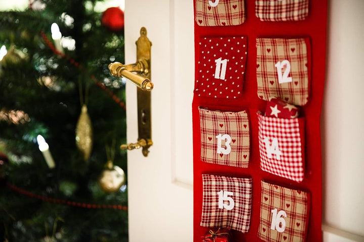 Heitmann Deco 91561 Adventskalender aus Filz zum Befüllen, rot, Stoff, 39 x 23 x 3,5 cm, Rot