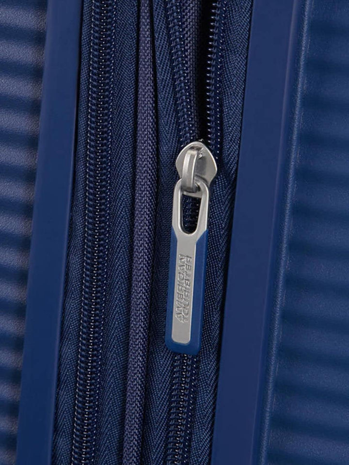 American Tourister Soundbox - Spinner S Erweiterbar Handgepäck, 55 cm, 35.5/41 L, Blau (Midnight Nav