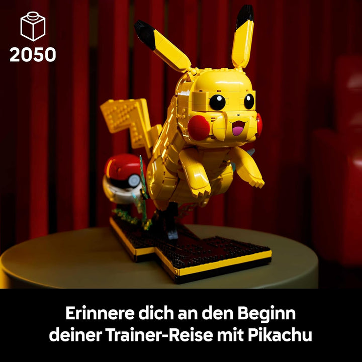 LEGO Pokémon Pikachu und Pokéball - Bauset für Erwachsene - Modellbau mit beweglicher Anime Figur un