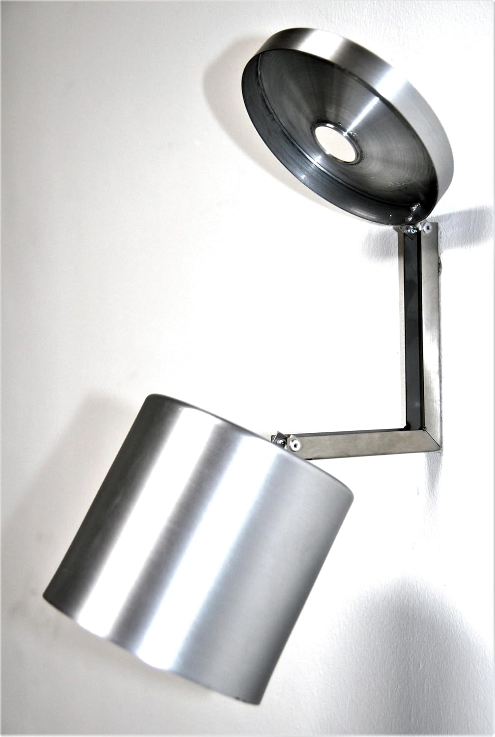 Wandaschenbecher Edelstahl Ø 145x165 mm rund Volumen 2,7 ltr. Marke Szagato Made in Germany (Industr