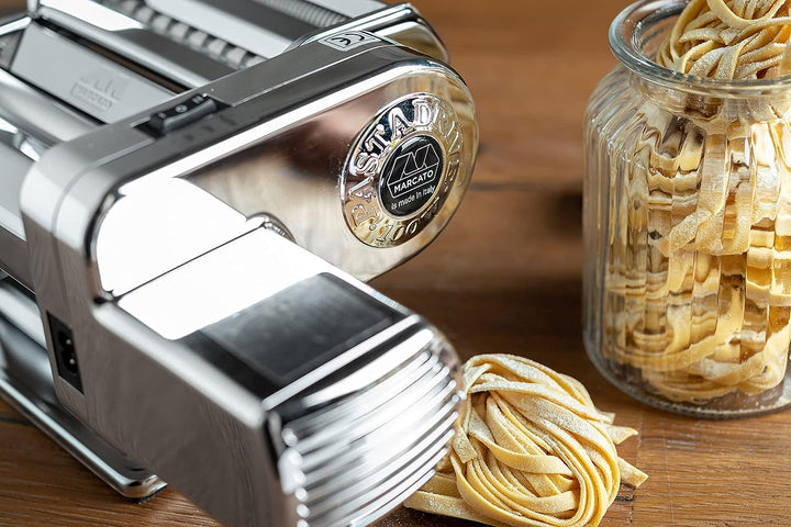 Marcato Pasta Set mit zwei Nudelwalzen (Ravioli, Spaghetti), GS-PASTASET &amp; Pastadrive-Motor, Silber