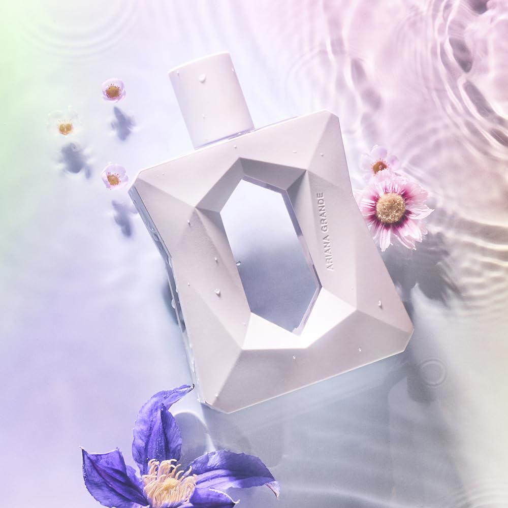 Ariana Grande - God is a Woman EDP 100 ml Geblümt 100 ml (1er Pack), Geblümt 100 ml (1er Pack)