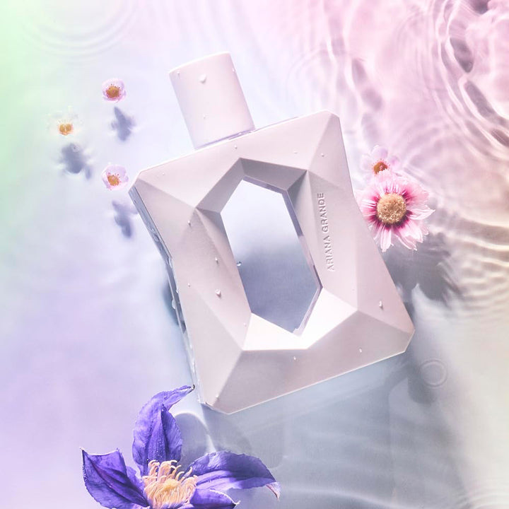 Ariana Grande - God is a Woman EDP 100 ml Geblümt 100 ml (1er Pack), Geblümt 100 ml (1er Pack)