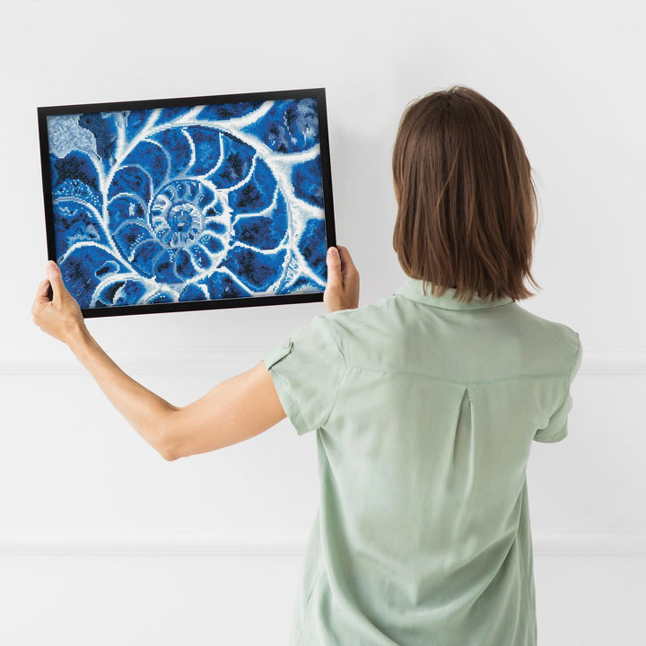Diamond Dotz DD9-057 Blue Nautilus, ca. 51,5 x 37 cm gross, Diamond Painting, Malen mit Diamanten, f