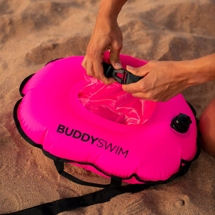 Hydrastation 10 L Open Water Schwimmboje mit zentraler wasserdichter Tasche für einfachen Zugriff au