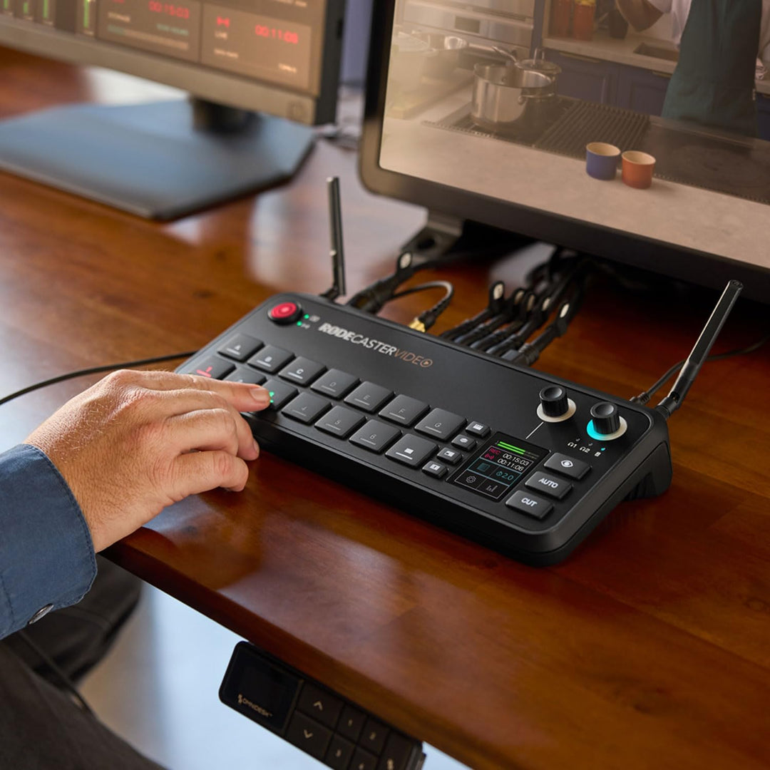 Rode Rodecaster Video Konsole für Audio- und Videoproduktion mit Podmic USB und PSA-1+
