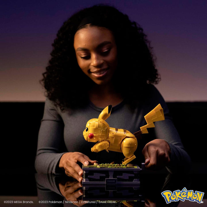 Mega Construx HGC23 - Pokémon Motion Pikachu, bewegliches Bauset, Sammler-Figur mit 1095 Teilen, Kon