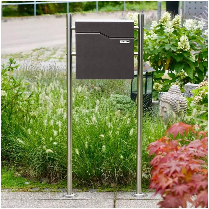 Metzler Standbriefkasten in Eisenglimmer - Pulverbeschichtet & mit Zeitungsfach - Inkl. Edelstahl St