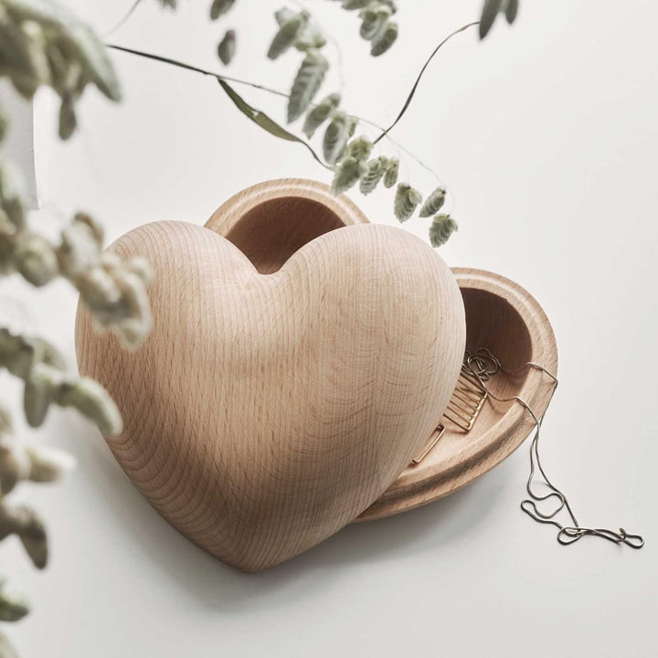 Spring Copenhagen HEART BOWL | Herz DOSE aus Holz | Mencke & Vagnby