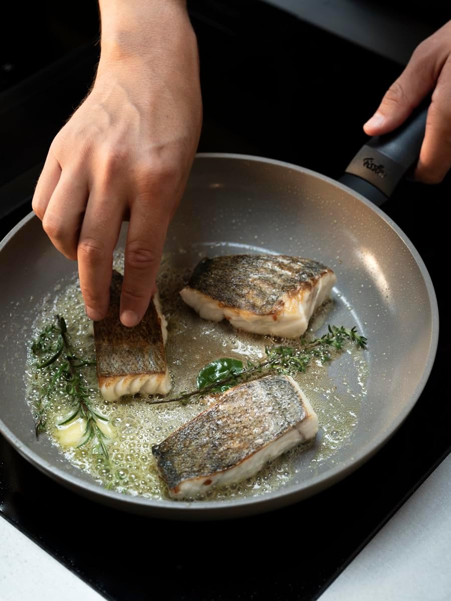 Fissler Ceratal Evo Classic Pfannen-Set 2-teilig (Ø 24 cm + Ø 28 cm, Warmgrau) – Keramikpfannen herg