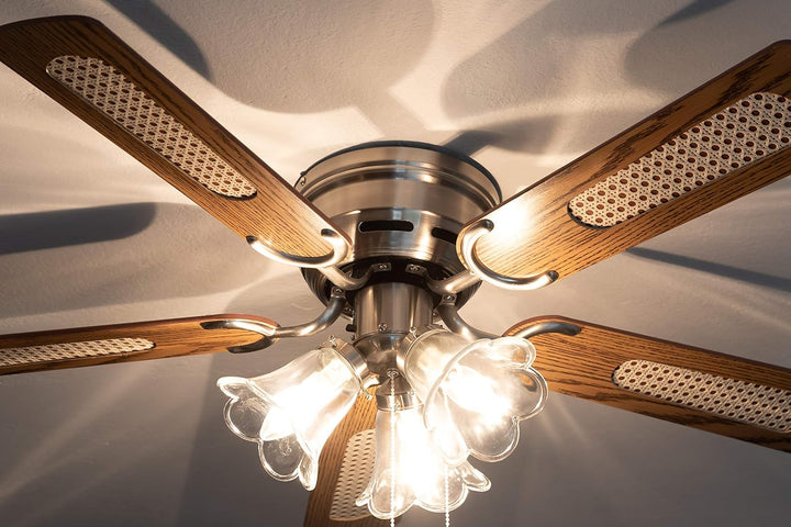 Pepeo - Kisa Deckenventilator mit Beleuchtung | Ventilator mit Zugschalter in Silber mit Wendeflügel