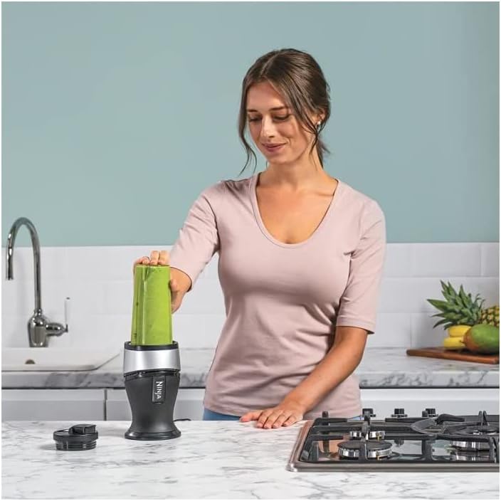 Ninja QB3001EUS Standmixer, 2 Becher, 470 ml, 700 W