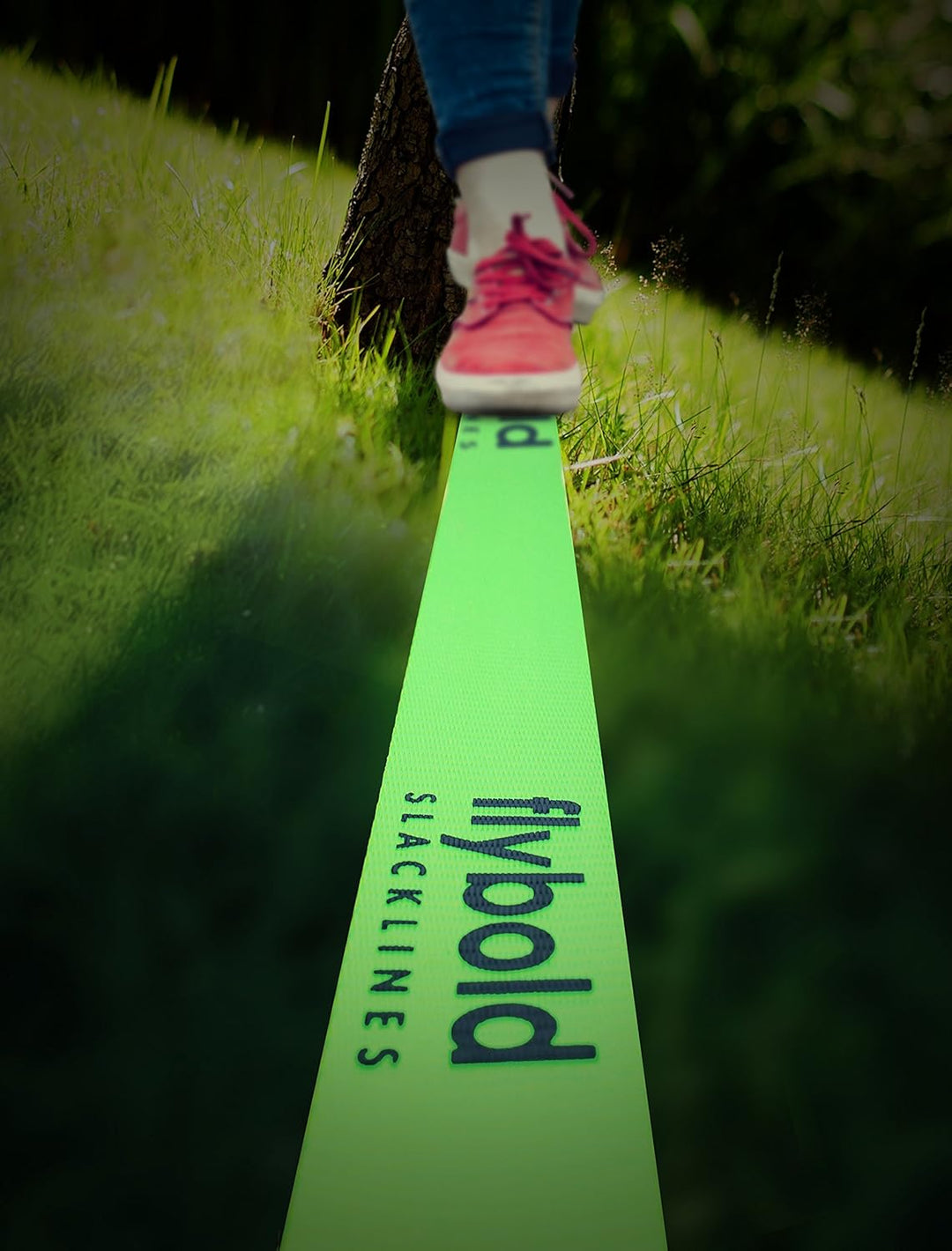 flybold Slackline Kit mit Trainingsleine Baumschutz Ratschenschutz Armtrainer 17,4 m einfache Einric