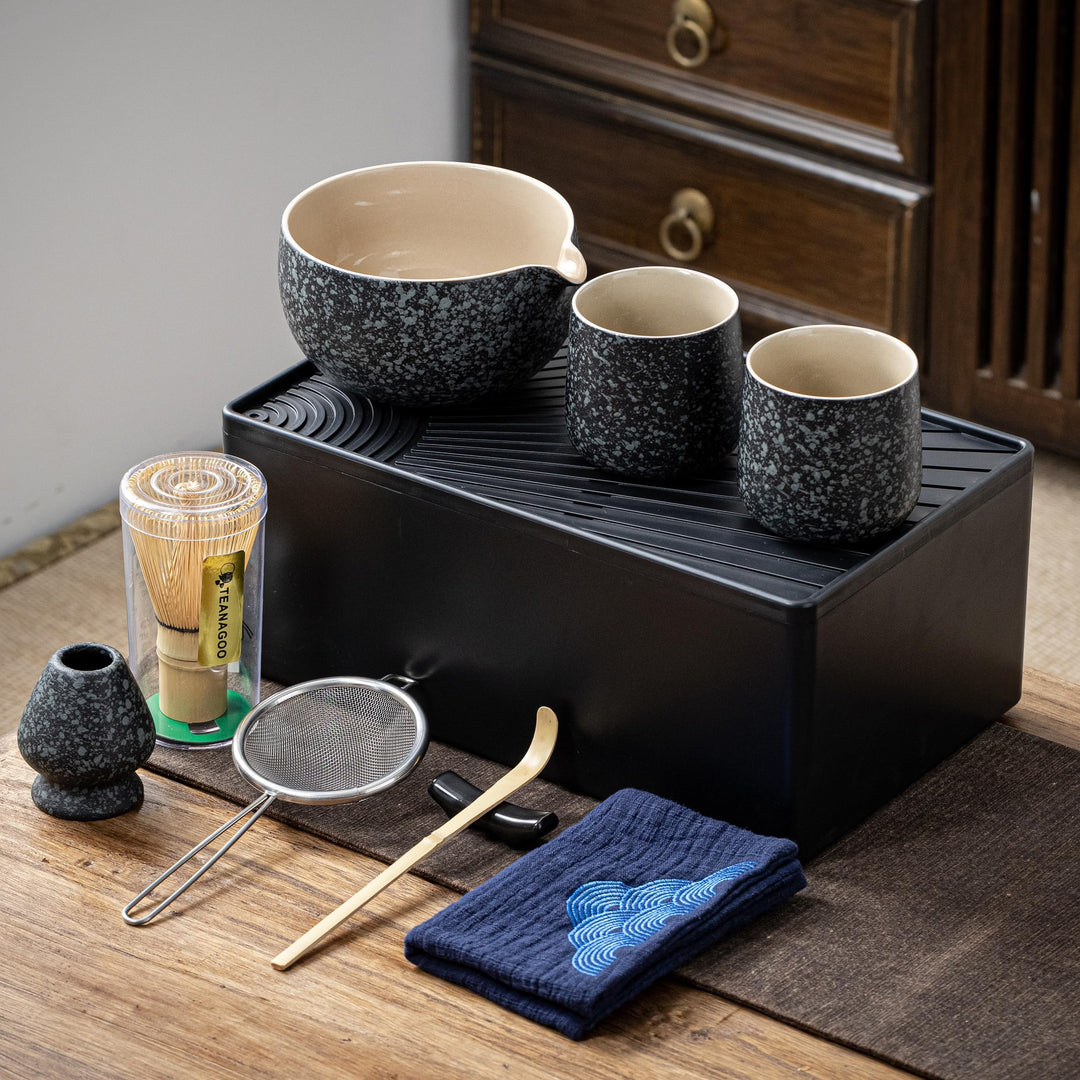 TEANAGOO Matcha Kit + 2 Tassen mit Aufbewahrungsbox, 12 Pcs Travel Matcha Tea Set, Keramik Matcha Bo