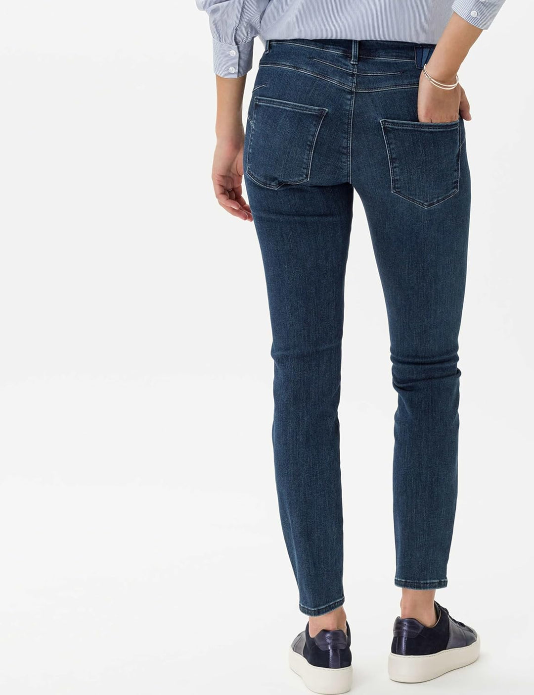 BRAX Damen Style Ana Sensation Nachhaltige Five-Pocket-röhrenjeans mit Push Up-Effekt Jeans 27W / 30