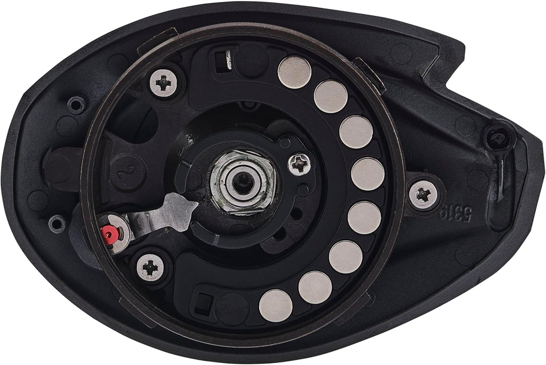 Abu Garcia MAX Low Profile Rolle – Baitcasterrolle zum Raubfischangeln – Hecht, Barsch, Zander 61
