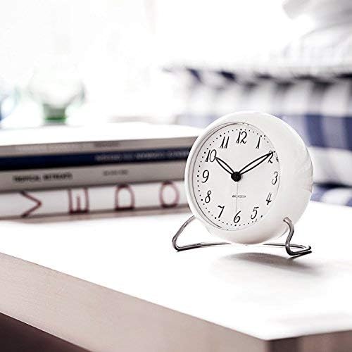 Arne Jacobsen Tischuhr Ø11 cm Bankers Originaldesign Kreative Details, weiss