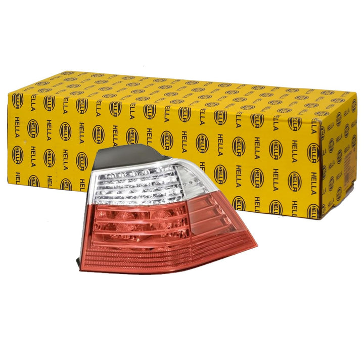 HELLA 2VA 009 426-121 Heckleuchte - LED - äusserer Teil - rechts - für u.a. BMW 5 Touring (E61) Rech