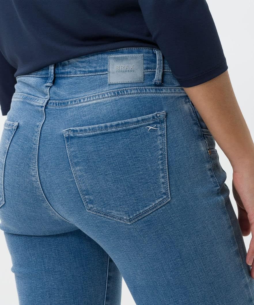 BRAX Damen Style Shakira Free to Move Jeans 26W / 30L Used Light Blue, 26W / 30L Used Light Blue